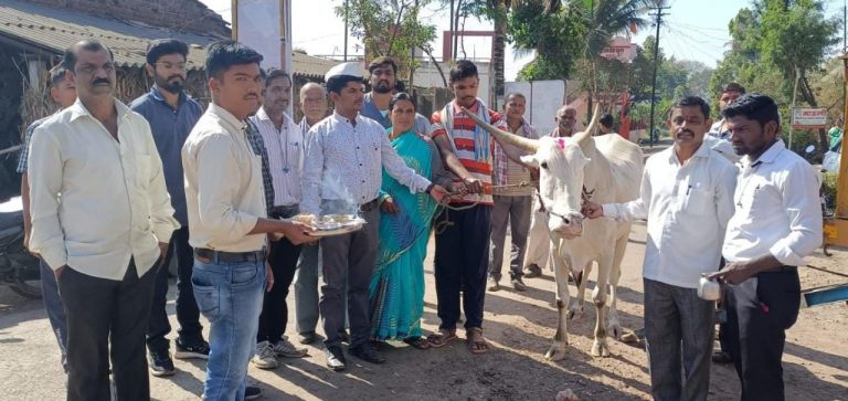 दूधाळसह भाकड जनावरांच्या आरोग्याची काळजी घेणे अत्यंत महत्वाचे : श्री. संजय कदम